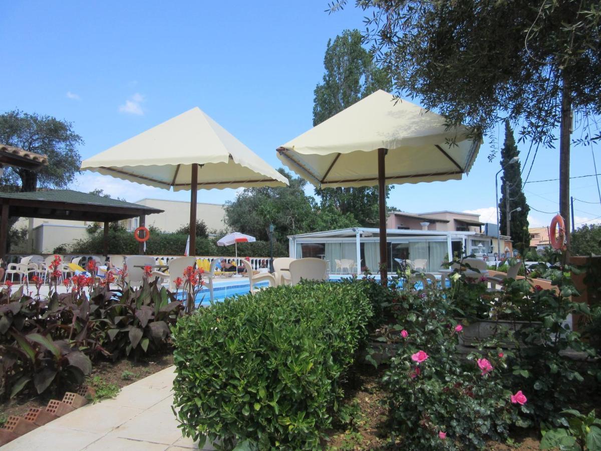 Pantheon Hall Hotel Mesongí Екстериор снимка