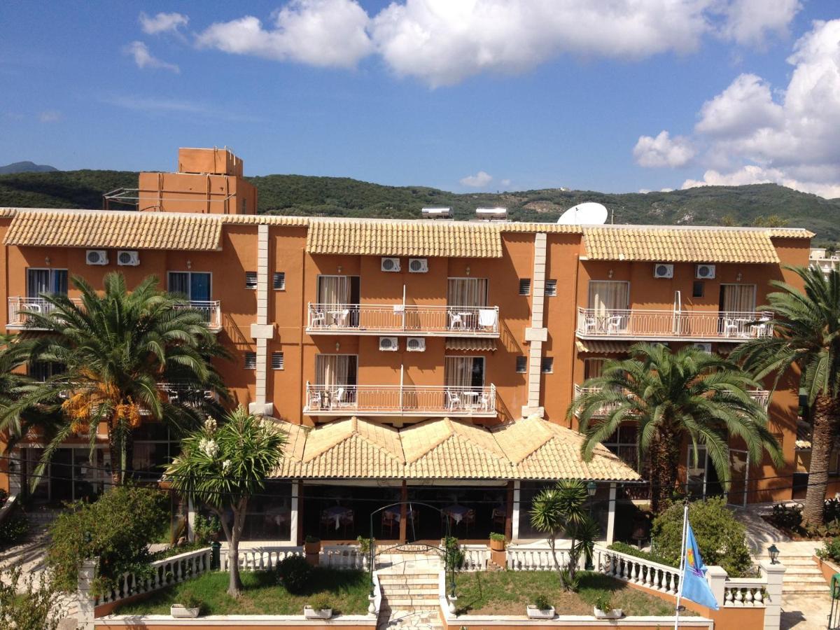 Pantheon Hall Hotel Mesongí Екстериор снимка