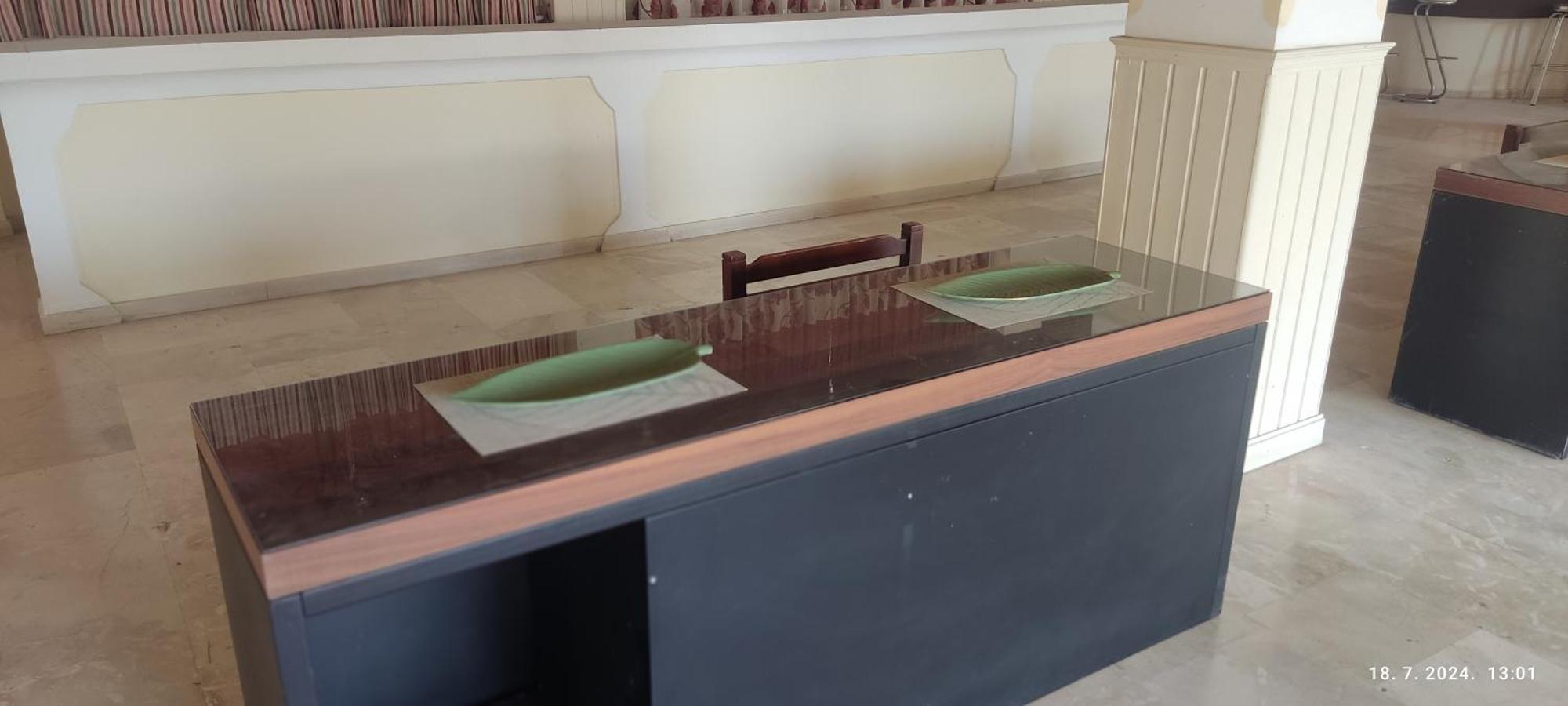 Pantheon Hall Hotel Mesongí Екстериор снимка